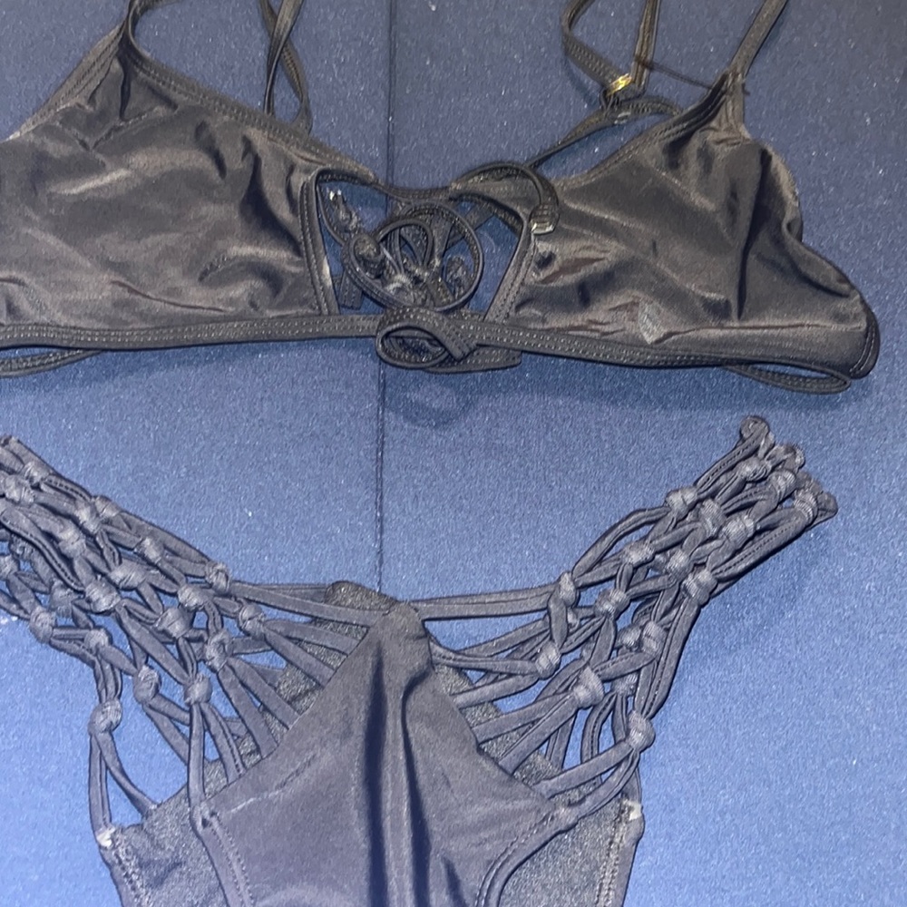 Betty Jade Swim suit Bikini set black size large